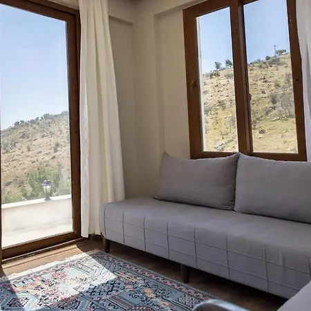 Villa Duplex With Stunning View Near Camel Beach In *