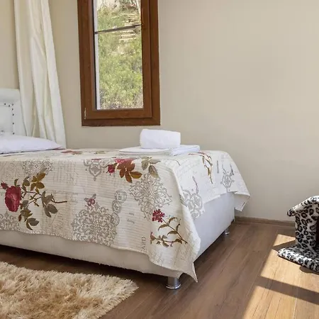 Villa Duplex With Stunning View Near Camel Beach In