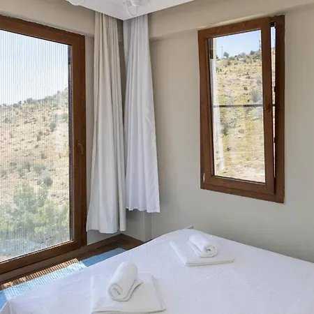 Villa Duplex With Stunning View Near Camel Beach In
